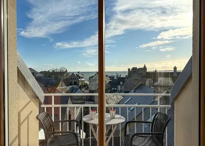 Apartment Le Cap -vue & Port - Confort *